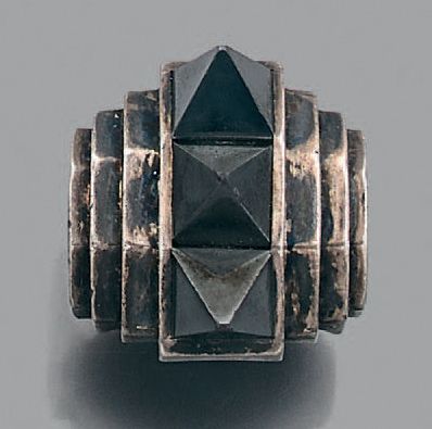 null Bracelet articulé en platine (950) et or gris 18K (750) serti de diamants de...