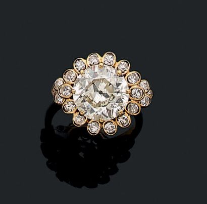 RENE BOIVIN Bague en or jaune 18k (750) sertie d'un diamant de taille ancienne dans...