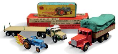 null Lot de 3 miniatures:
- Solido: tracteur Berliet TBO et son semi-remorque titan...