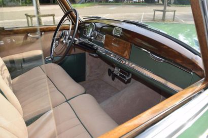 1953 - MERCEDES 300 ADENAUER Sans réserve / no reserve

Présentée lors du salon automobile...