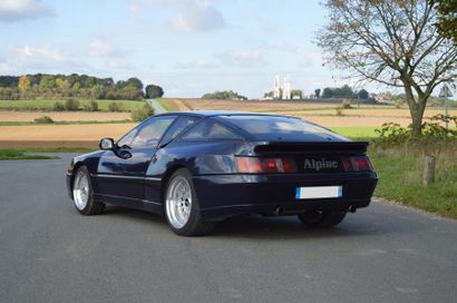 1990 - ALPINE V6 GTA LE MANS Présentée en 1984, l'Alpine baptisée GTA (pour Grand...