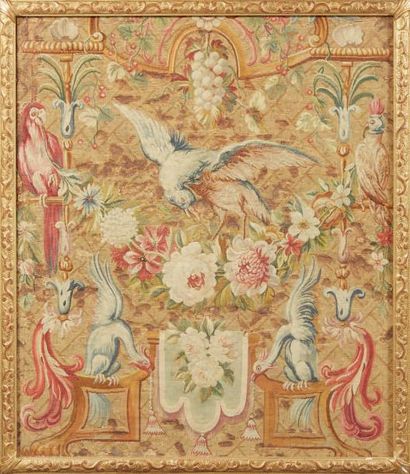 null PANNEAU en tapisserie au petit point, représentant des fleurs et des volatiles...