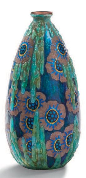 CAMILLE FAURE (1875-1956) 
Vase à corps ovoïde et col resserré en cuivre émaillé...
