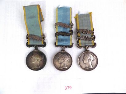 null France Médaille de Crimée 1854 Lot de 3 décorations, par Vion. Argent, rubans,...