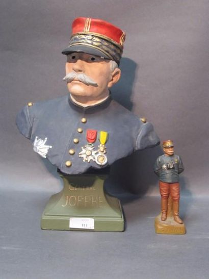null Lot de 2 plâtres polychromes « Général Joffre », en buste et en pied 

Hauteur...