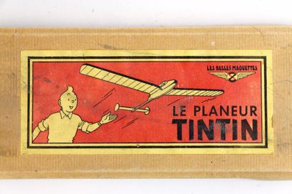 null Maquette Le Planeur Tintin 

Les Belles maquettes, circa 1950. Rare maquette...