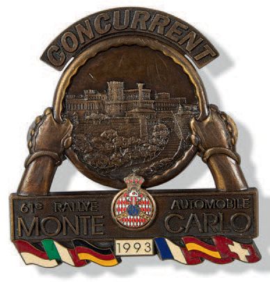 null RALLYE DE MONTE-CARLO
Badge de calandre en métal émaillé de la 61ème édition...