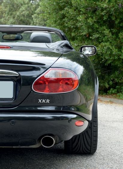 2001 - JAGUAR XKR CABRIOLET SANS RÉSERVE/NO RESERVE Un exemplaire très bien conservé
Une...