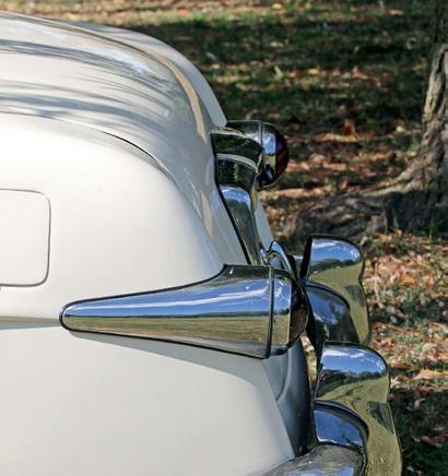 1952 - DELAHAYE 235 CABRIOLET ANTEM Numéro de châssis/Chassis number: 818022
Carte...