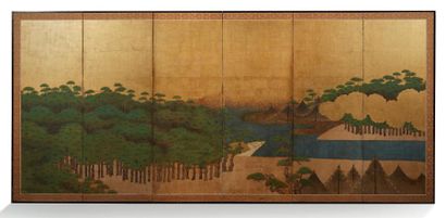 JAPON Grand paravent à six feuilles peint en couleurs sur papier à fond or, représentant...