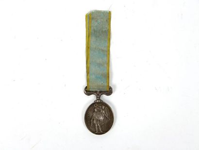 null Grande-Bretagne Médaille de Crimée 1854. Argent, ruban (usures)
