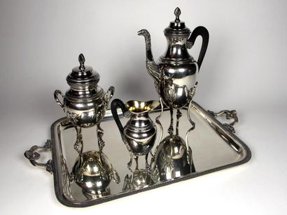 null Service à café 

en métal argenté à décor de style Empire comprenant une théière,...