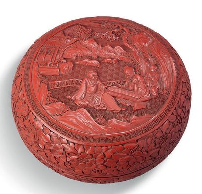 Chine XIXe siècle Boîte en laque rouge cinabre sur métal à décor de deux sages et...
