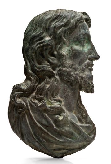 null PLAQUE en bronze à patine verte représentant le profil du Christ.
XIXe siècle
H:...