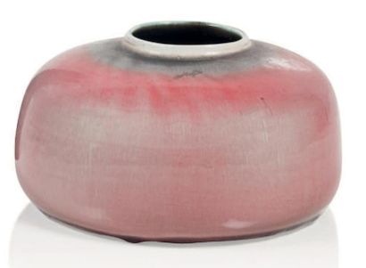 Georges JOUVE (1910-1964) Vase
Céramique
10 x 17 cm.
Circa 1955

Vase
Glazed earthenware
3.93...