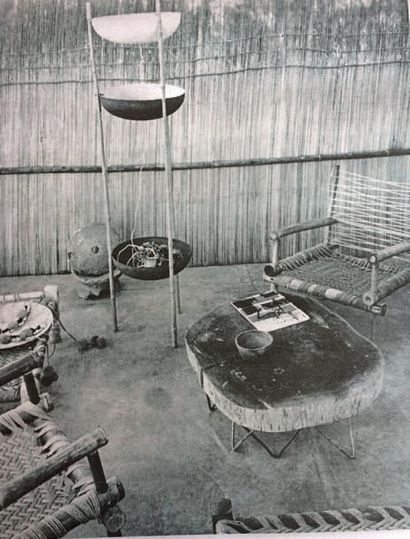 Pierre Jeanneret (1896-1967) Rare chauffeuse
Bambou, corde, toile de coton
83 x 60...
