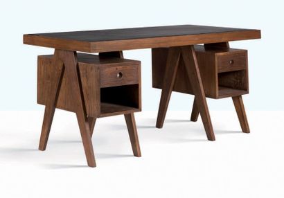 Pierre Jeanneret (1896-1967) Bureau
Teck, cuir
72 x 137 x 69 cm.
Circa 1960
Desk...