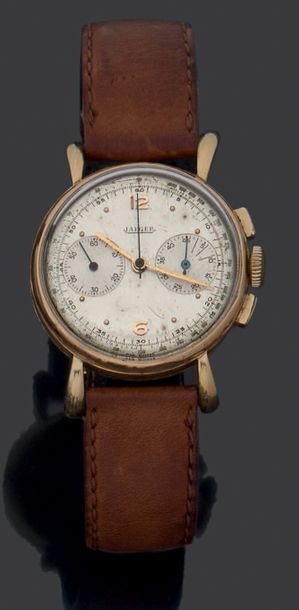 Jaeger Vers 1940 Chronographe 2 compteurs en or jaune 18K. Cadran argenté, index...