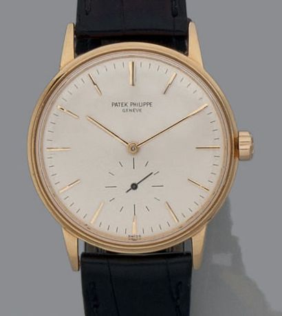 PATEK & PHILIPPE Vers 1960. Ref 3425. N° 2635191 Modèle homme or jaune 18K.
Cadran...