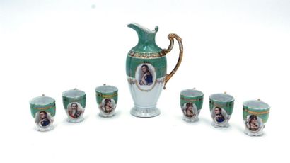 null Service à liqueur en porcelaine de Sèvres comprennat une verseuse et six tasses

XIXème...