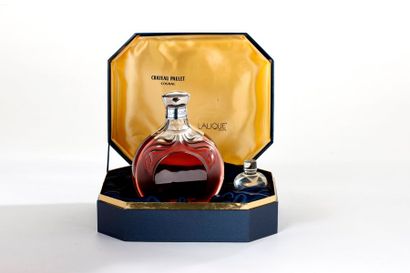 null 1 carafe de Cognac Château Paulet - NM - carafe en cristal Lalique



écrin...
