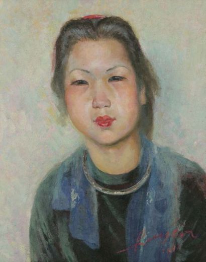 NGUYEN HUYEN (XXE) Portrait de femme, 1941
Huile sur toile, signée et datée en bas...