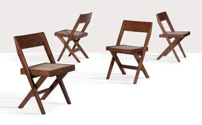 Pierre Jeanneret (1896-1967) Suite de 8 chaises dites Library
Teck, moelle de rotin
76...