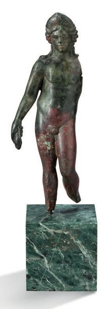 null DIEU APOLLON «DORYPHOROS». ART ROMAIN, IER - IIIE S. AP. J.-C.
A ROMAN BRONZE...