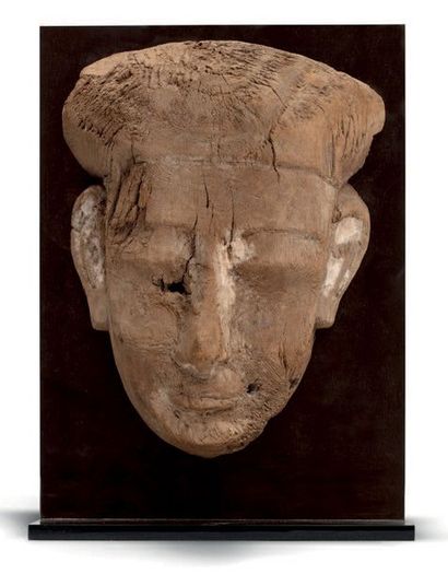 null MASQUE DE SARCOPHAGE. EGYPTE, BASSE EPOQUE (664 - 332 AV. J.-C.)
AN EGYPTIAN...
