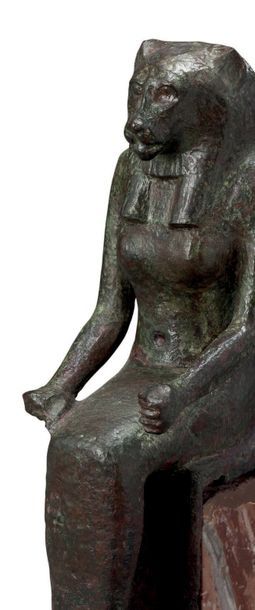 null DÉESSE WADJET FILASSE TRÔNANT. EGYPTE, EPOQUE SAÏTE, XXVIE DYNASTIE (664 - 525...