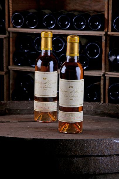 null 2 1/2 blles Château d'Yquem - 1999 - Sauternes, Premier cru classé supérieur...