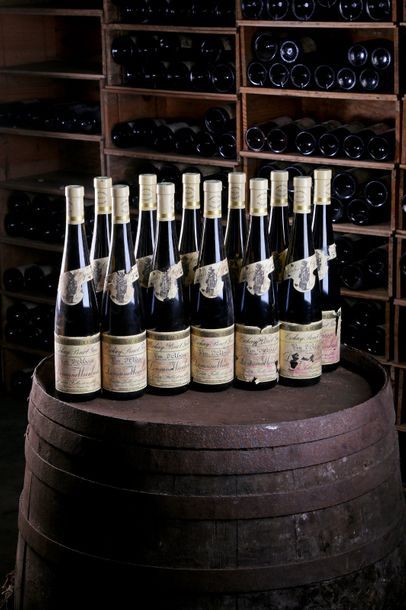 null 12 Blles Alsace Tokay Pinot Gris "Cuvée Laurence" - 2002 - Domaine Weinbach...
