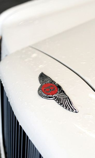 1993 Rare à la vente
Seulement 25 000 miles d’origine
Véritable Bentley dans toute...