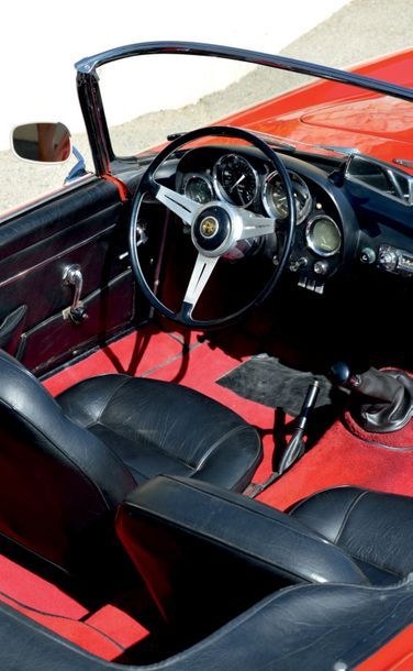 1960 Lignes élégantes du carrossier Touring
8 000 € de travaux mécaniques récents
Mécanique...