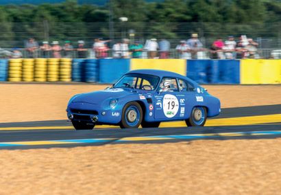 1960 Voiture intégralement restaurée,
historique connu
Eligible au Mans Classic et...