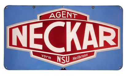 NECKAR NSU Plaque en tôle émaillée
Bon état, éclats en bordure
Dim: 60 X 110 cm ...