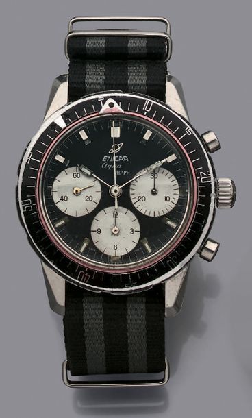 ENICAR Sherpa 300 AQUA GRAPH Vers 1970. Ref 072-02-02. Chronographe en acier 3 compteurs.
Cadran...