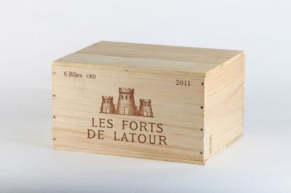 6 B LES FORTS DE LATOUR (Caisse Bois d'origine)...