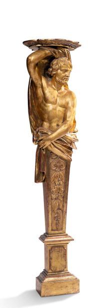 null PAIRE DE GAINES en bois redoré figurant deux personnages en buste formant atlante....