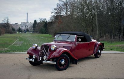 1938 Citroën CABRIOLET TRACTION Rarissime version 11 B large cabriolet
Restauration...