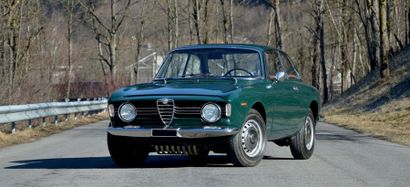1967 Alfa Romeo SPRINT GT Veloce Une ligne signée Giugiaro
Tempérament sportif affirmé
Restauration...