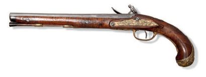 null Pistolet à silex. XVIIIe s.
Flintlock pistol XVIIIth c.
Canon à pans latéraux...