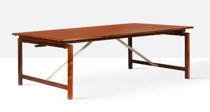 DYRLUND Table
Palissandre, acier
72 x 300 x 100 cm.
Circa 1960