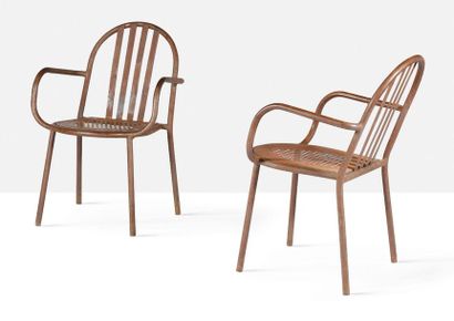 Robert MALLET-STEVENS (1886-1945) Paire de fauteuils
Métal
83 x 51.5 x 49.5 cm.
Tubor,...