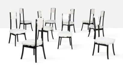 ANGELO MANGIAROTTI (1921-2012) Suite de 10 chaises dites S11
Bois noirci, laine
100...
