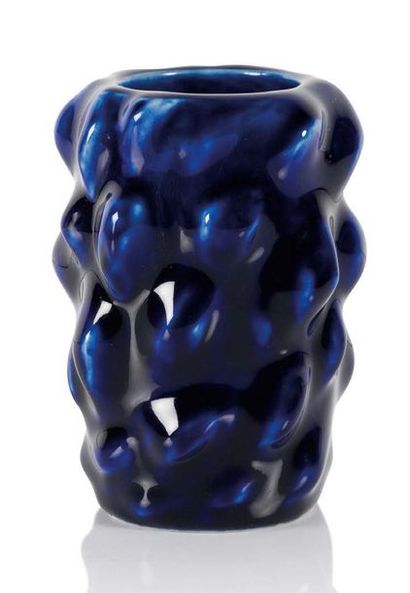 Axel Salto (1889-1961) Vase
Grès
Signé.
12.5 x 8 cm.
Royal copenhague, Circa 195...