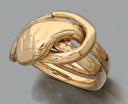 CHAUMET "Serpent"
Bague or jaune 18K (750). Signée.
Td.: 51 - Pb.: 11.3gr

A gold...