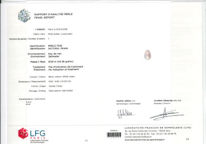 null Perle fine en goutte
Accompagnée d'un certificat LFG N° 356033 attestant: perle...