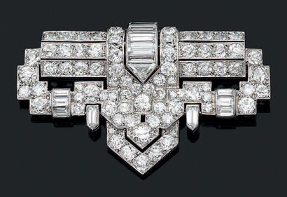 null Clip "diamants"
Diamants de taille ancienne et diamants baguettes, platine (950)...
