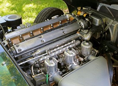 JAGUAR Type E 3,8 Roadster 1962 Exemplaire restauré
Révisée récemment
L’un des plus...